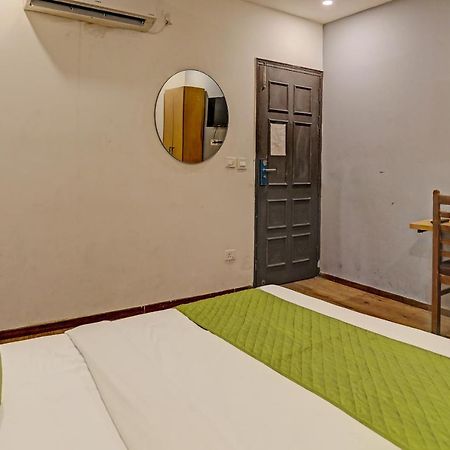 Hotel Admire Inn "Near Atal Chowk, Sector 15, Vasundhara" Ghaziabad Exterior photo