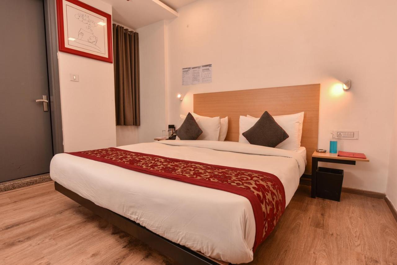 Hotel Admire Inn "Near Atal Chowk, Sector 15, Vasundhara" Ghaziabad Exterior photo